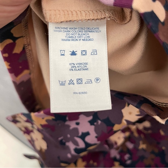 Lands’ End Ponte Shift Dress - Picture 6 of 7